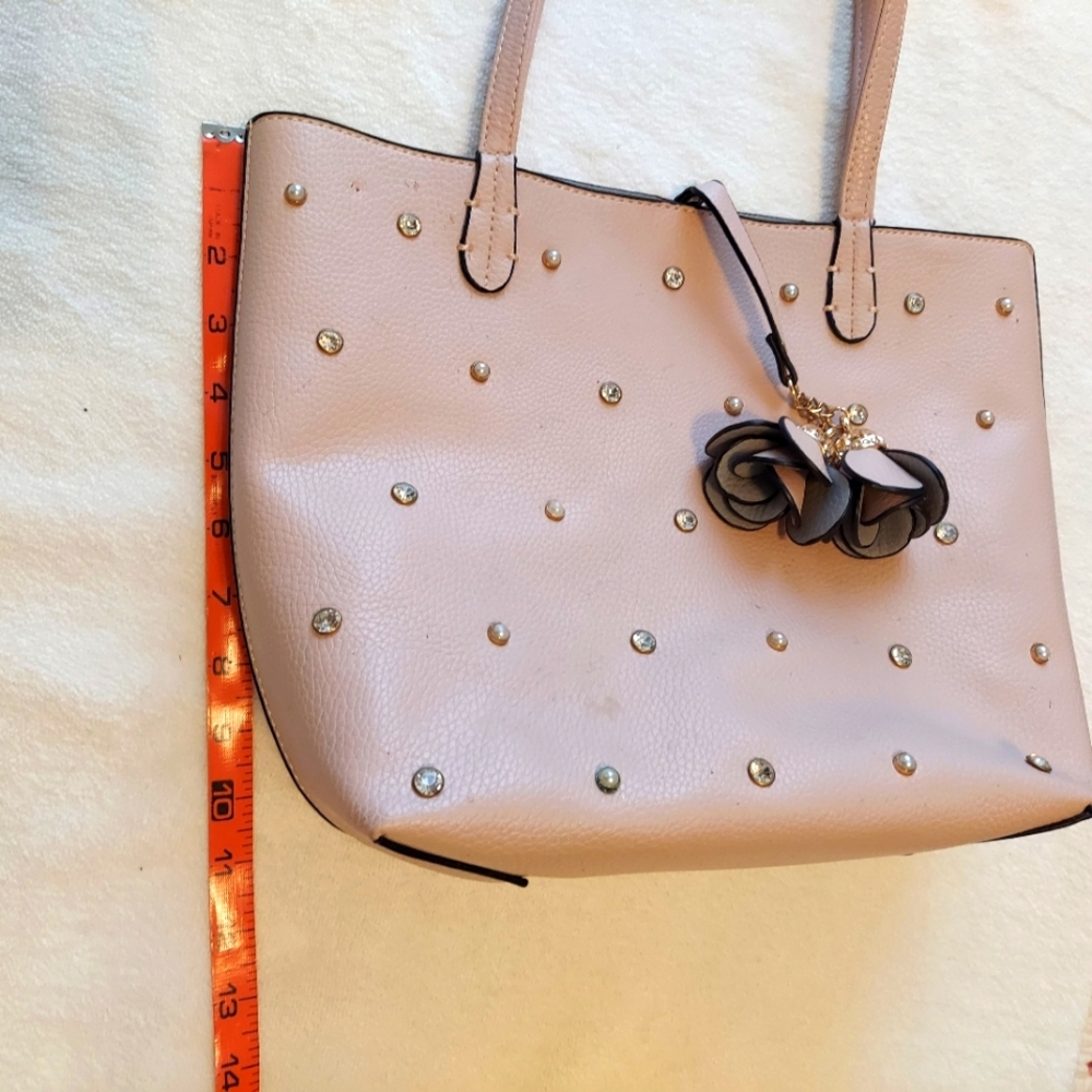 Pink shoulder strap pocket book pearl and sequin front rose petal closure Bag - Picture 7 of 14